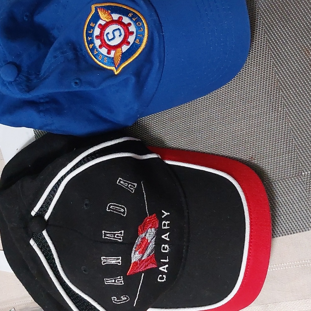 Caps assorted 3pcs
